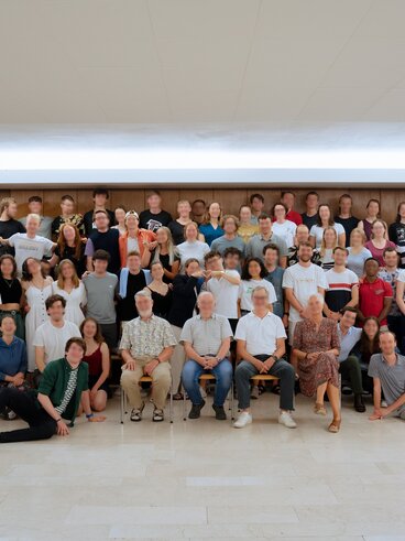 Group picture plenary meeting