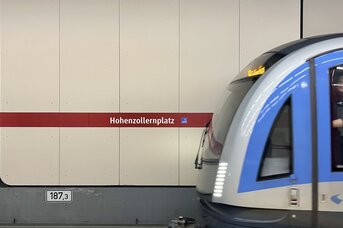 Metro at Hohenzollernplatz in 4 minutes walking distance